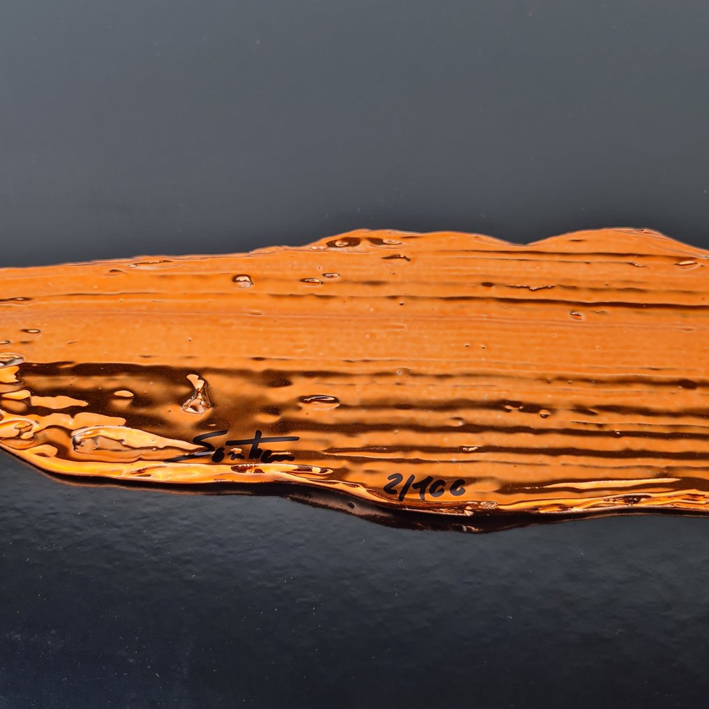 Picture - Black and Orange - Santicri