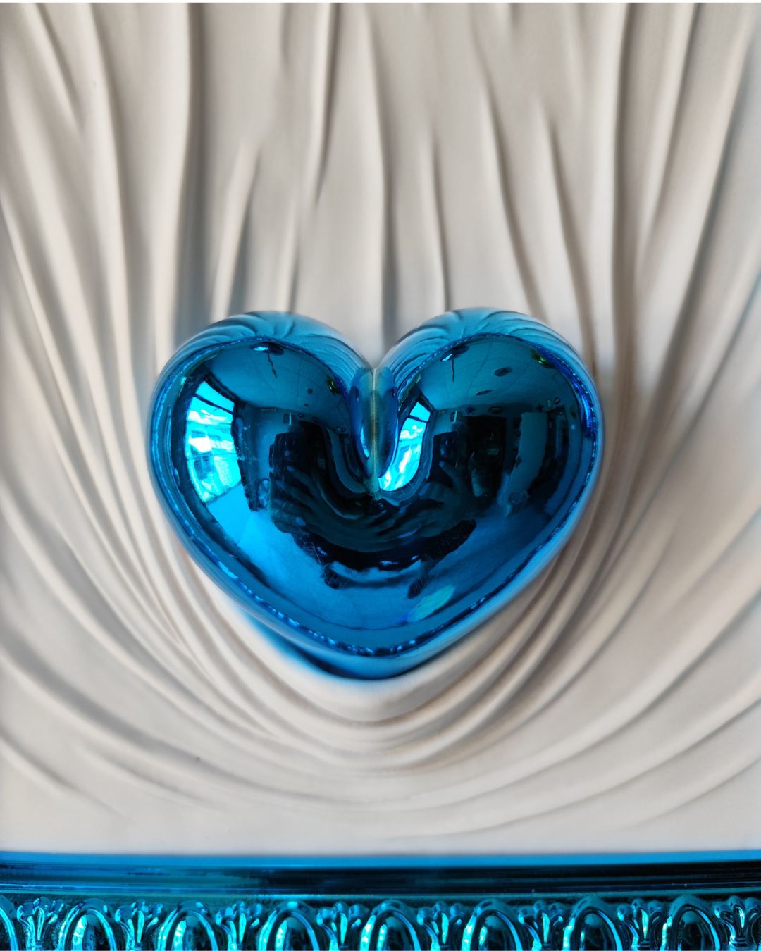 Love Under the Sheets - Blue - Sagrasse