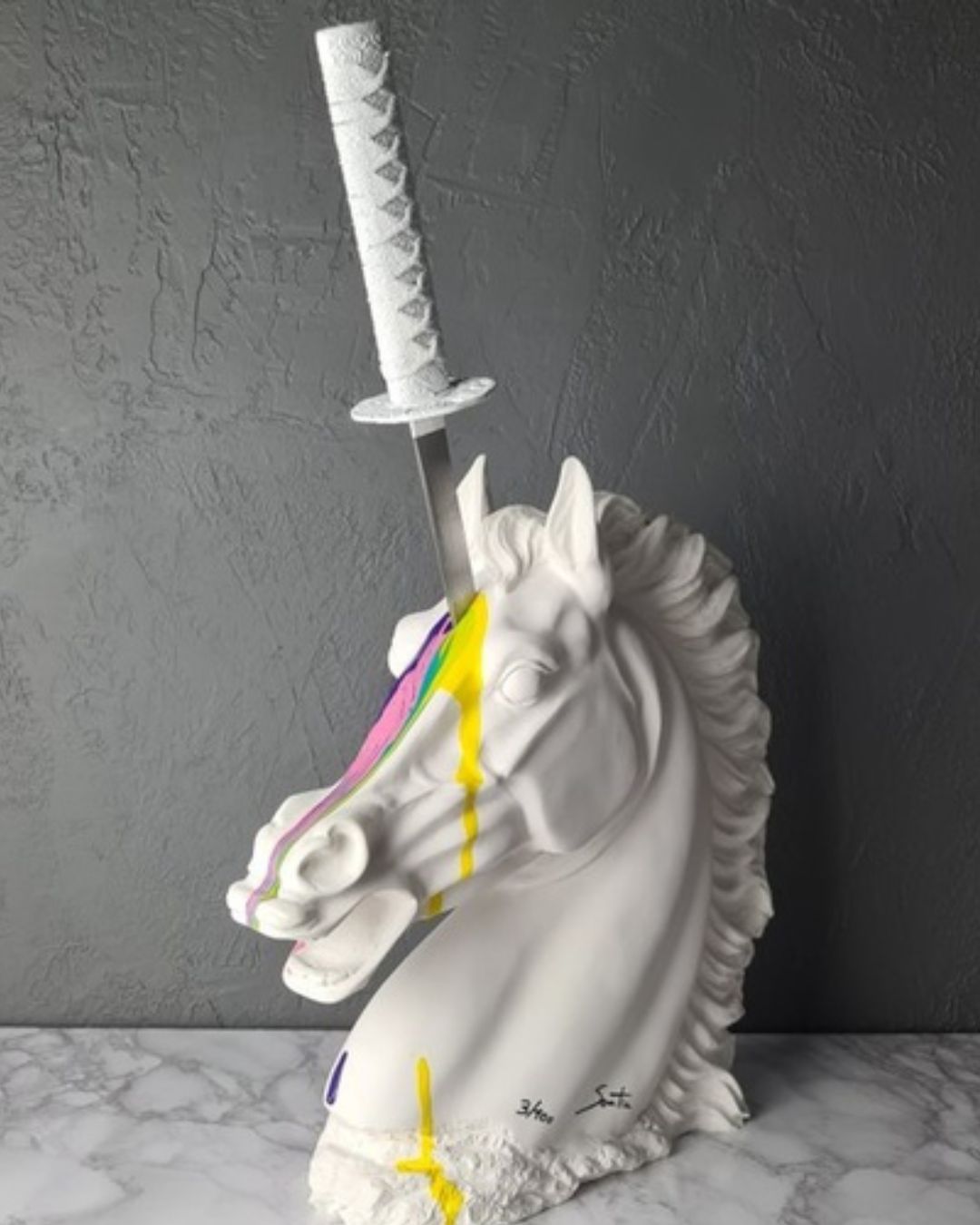 Unicorns are real - Santicri