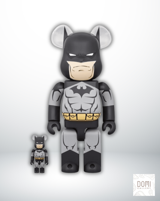 Batman Hush Black Version 400% & 100% - Bearbrick