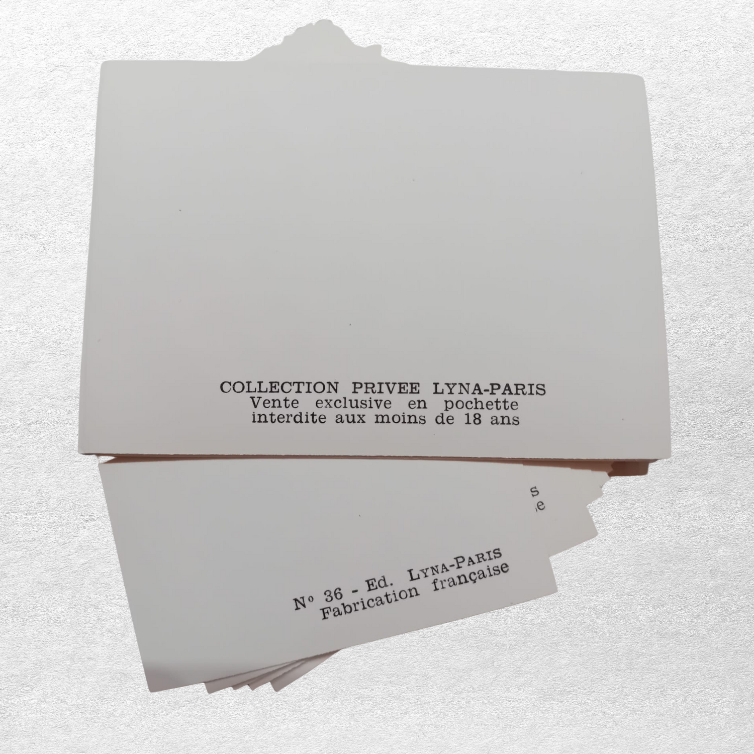 Nus Artistiques Lyna-Paris