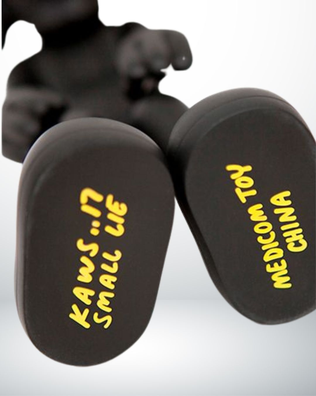 Small Lie Black - Kaws