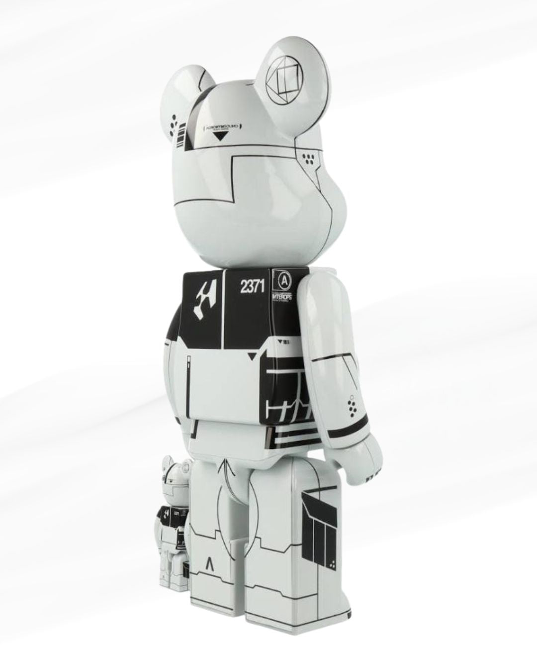 Acronym white chrome 100% 400% - Bearbrick