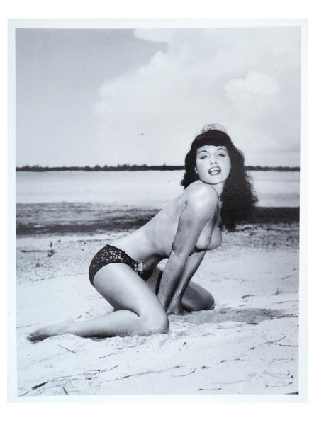 Pin-Up Bettie Page - Bunny Yeager