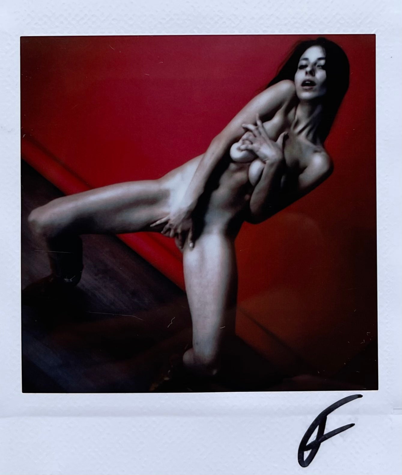 INSTAX square nude