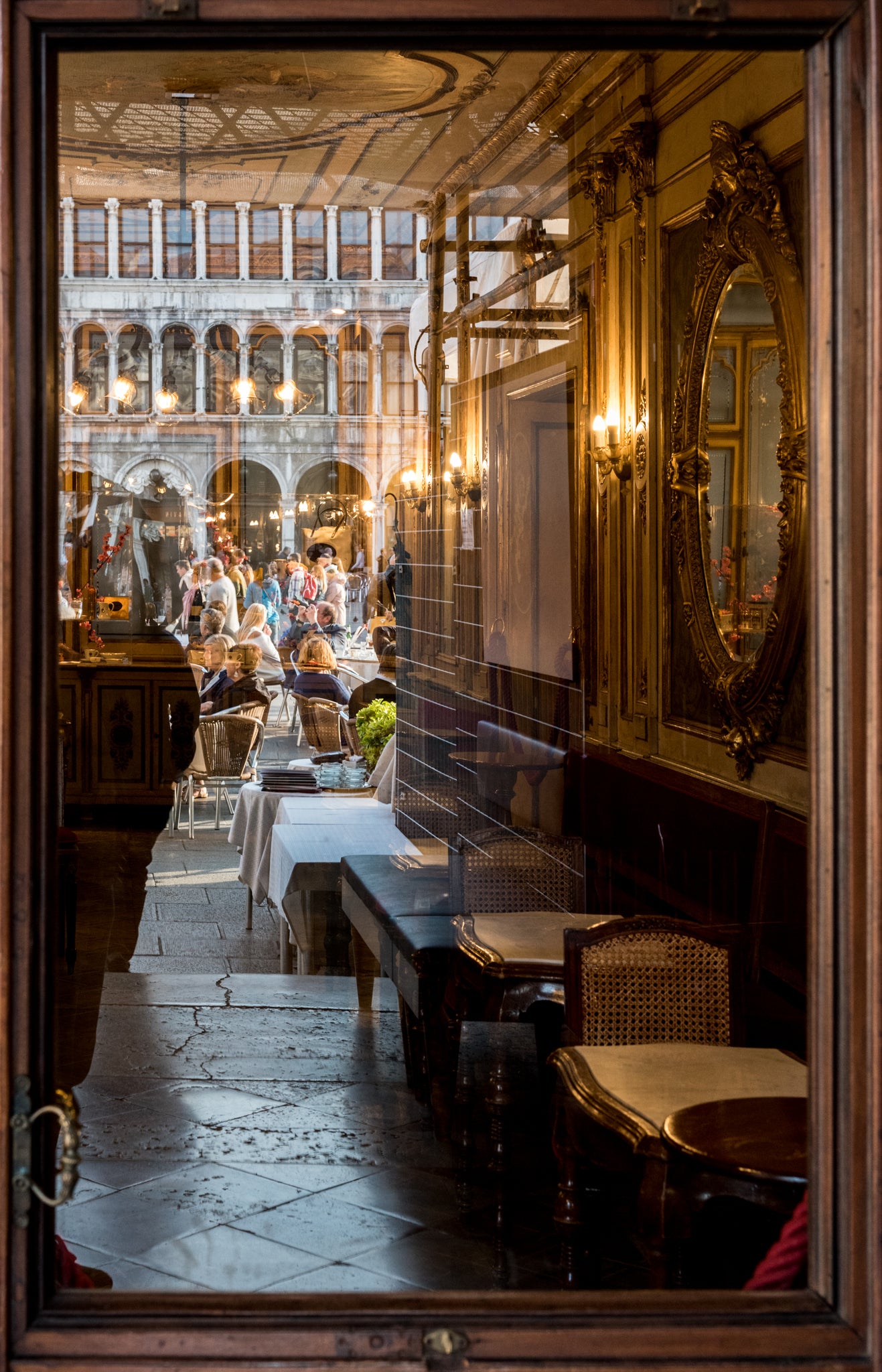 Venezia - Bar reflections I