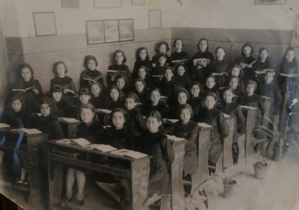 Bambine in classe