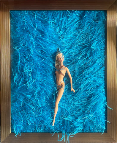 Barbie piume blu